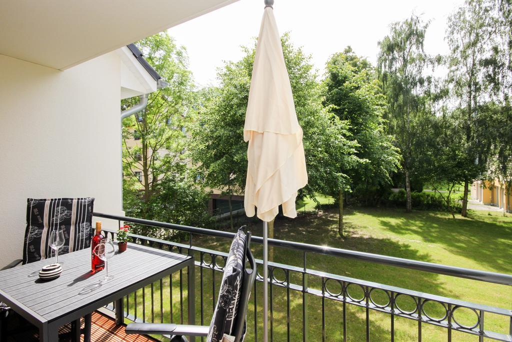 Haus Pamir - Ferienwohnungen Ostseebad Nienhagen Exterior foto